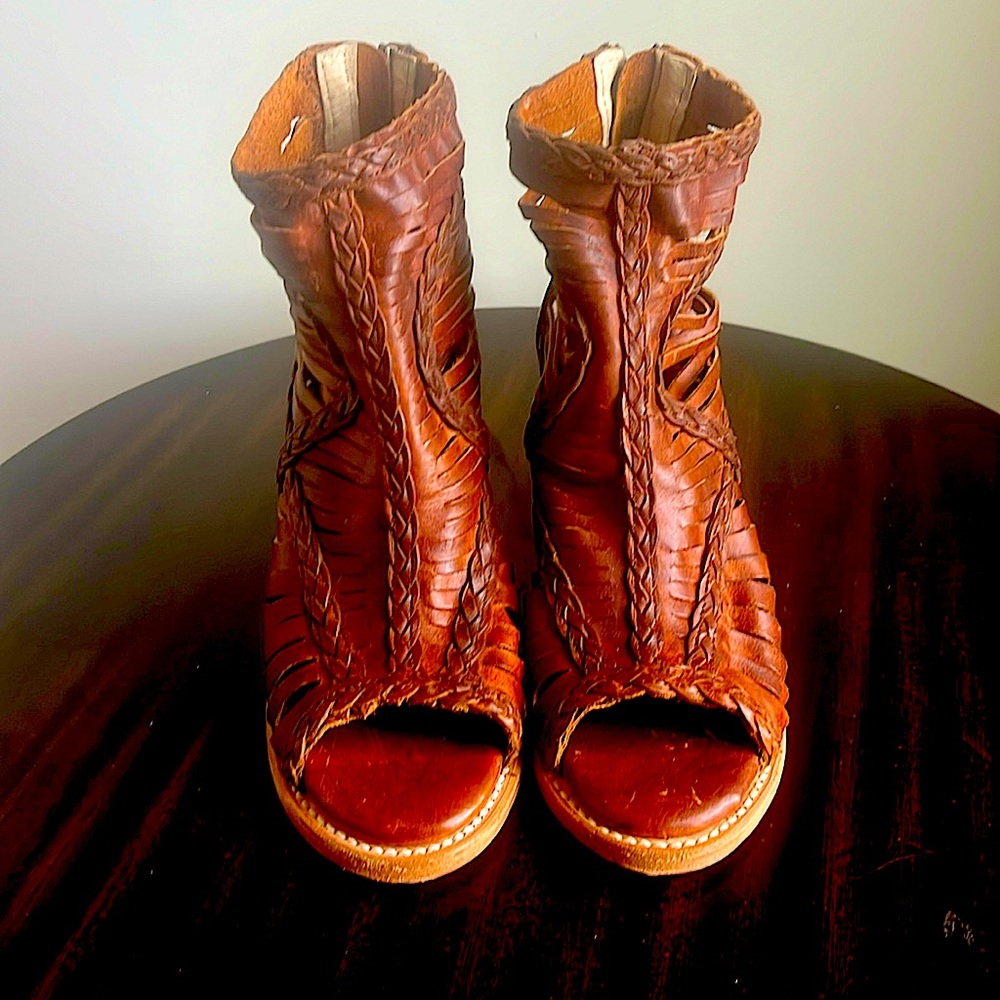 Freebird Sandals